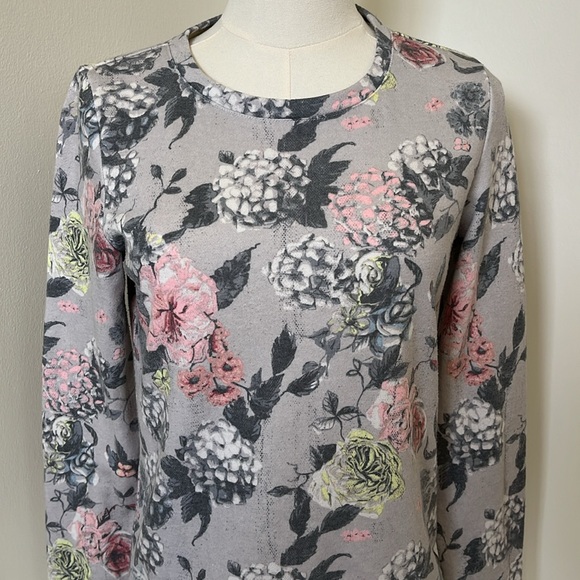 Only Women’s Flower Pullover Sweater - Picture 3 of 3